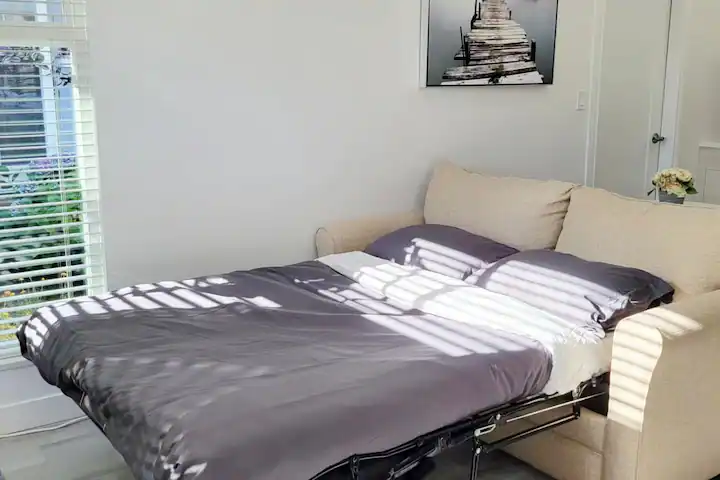 Vancouver Private Suite near YVR/UBC/Skytrain